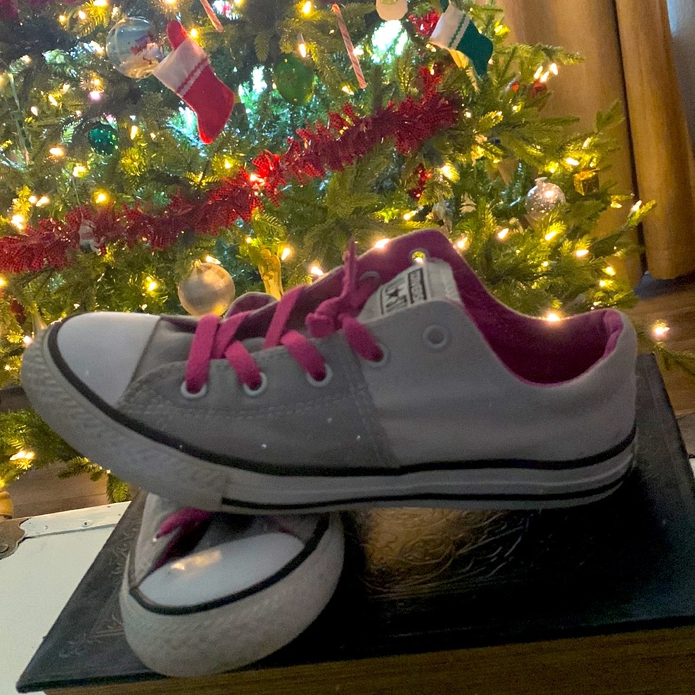 Converse color blocked shoes